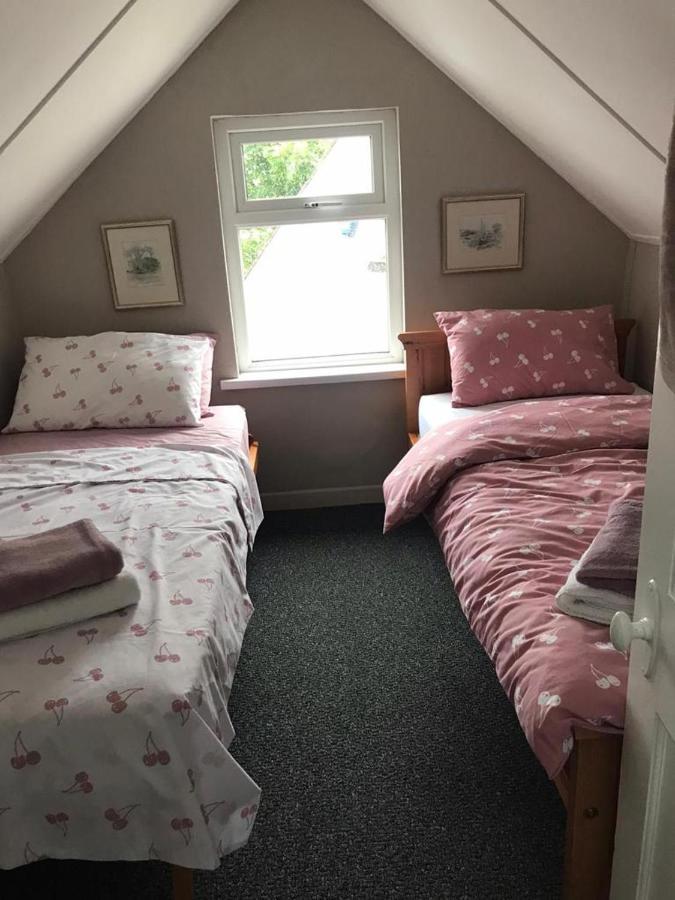 Rose Cottage: Delightful 4 Bedroom Detached Home Portrush Esterno foto